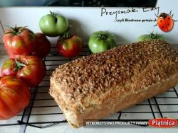 Chleb wieloziarnisty na drożdżach (domowe pieczywo)